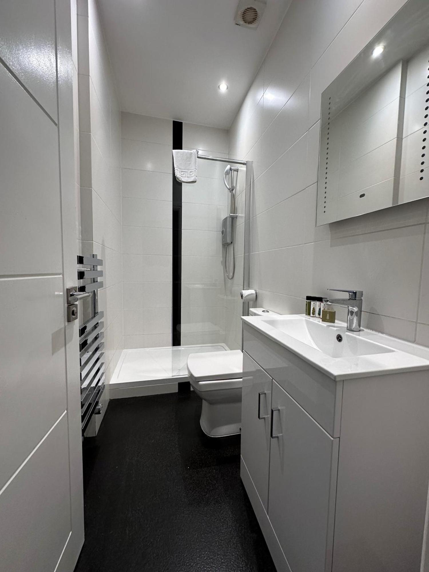 Apt 1, Soho Apartments 1St Floor By Indigo Flats London Kültér fotó