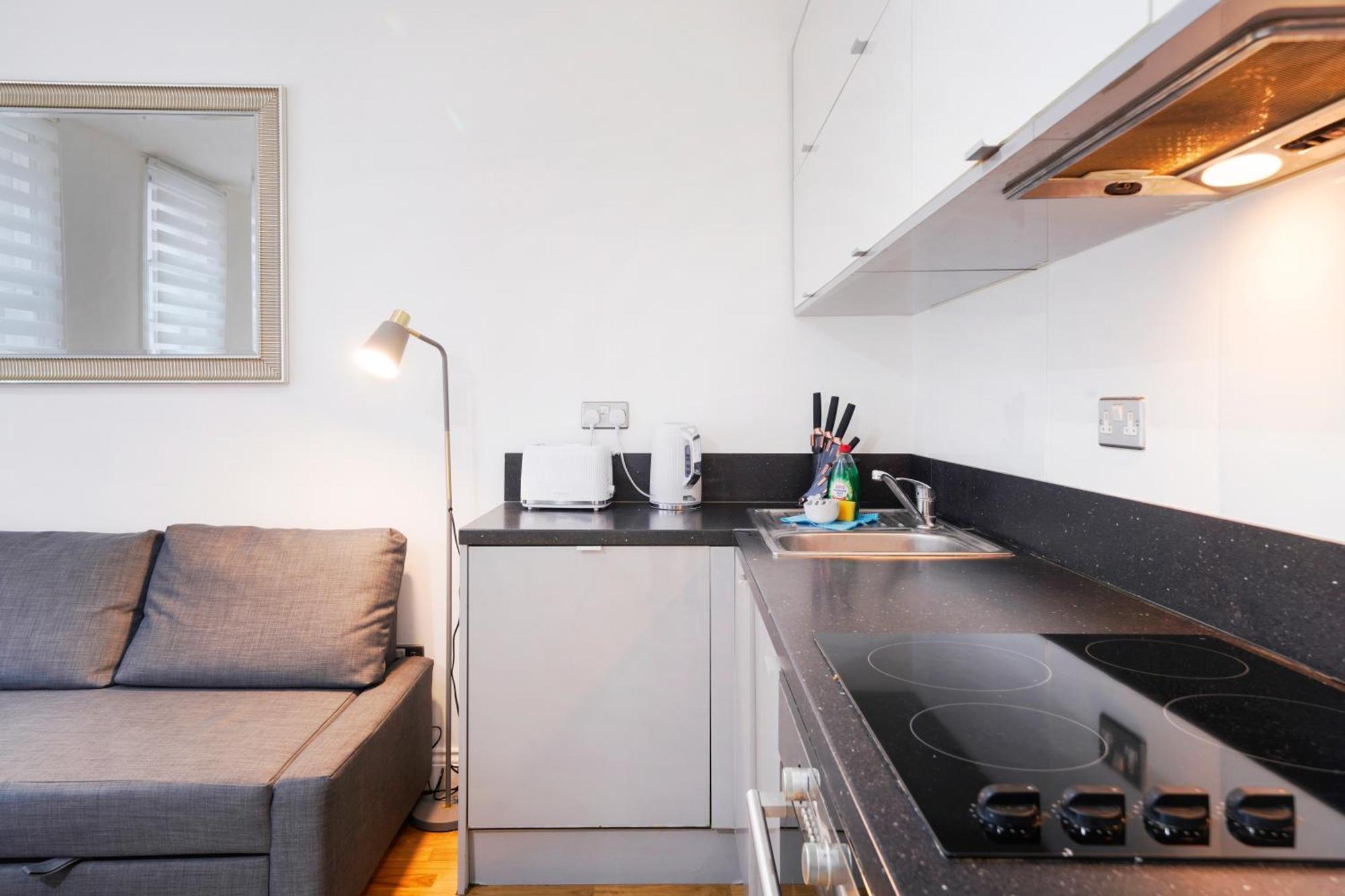 Apt 1, Soho Apartments 1St Floor By Indigo Flats London Kültér fotó